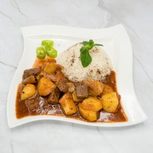Kartoffeln mit Fleisch Berlin: Catering und Restaurant Berlin Zwiebeln ist ein Neue leckere Gerichte mit frischen Zutaten Beilage Reis, Burgul und Nudel. Aleppo Al Shahba